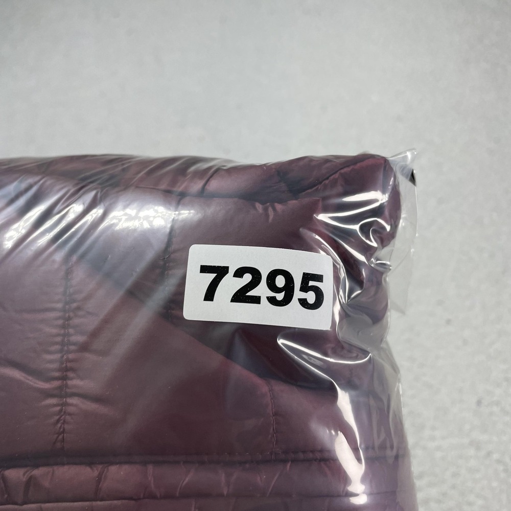 Patagonia Coat Womens Small Purple Quilted Insulated Puffer Parka‎ Jacket - Picture 13 of 13